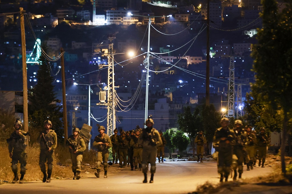 Rapport quotidien : Les forces d’occupation israéliennes escaladent leurs agressions et leurs violations contre les Palestiniens
