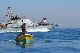 Un pêcheur tué dans le bombardement israélien de son bateau dans la mer au nord de Gaza.