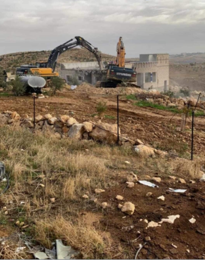 Hébron: Démolition d'une maison et en déplaçant 25 personnes