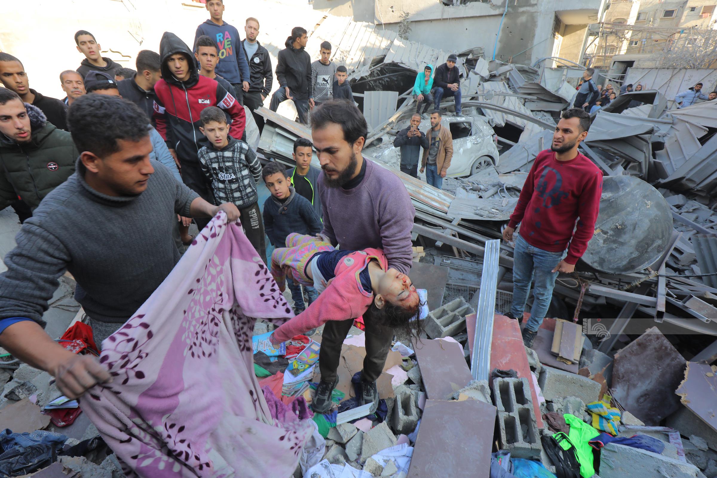 Des dizaines de martyrs et de blessés dans les bombardements israéliens en cours sur la bande de Gaza