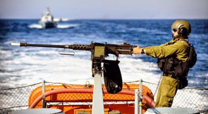 La marine israélienne ouvre ses feux sur les bateaux de Palestiniens dans la mer de Gaza