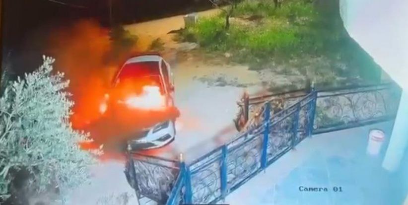Des colons israéliens attaquent un Palestinien dans le centre de la Cisjordanie et incendient son véhicule