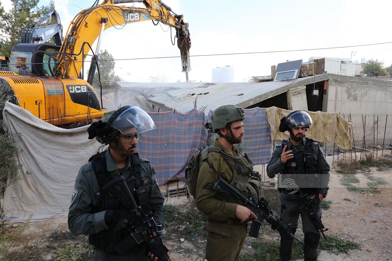 Les bulldozers d’occupation détruisent cinq maisons des Palestiniens en Cisjordanie