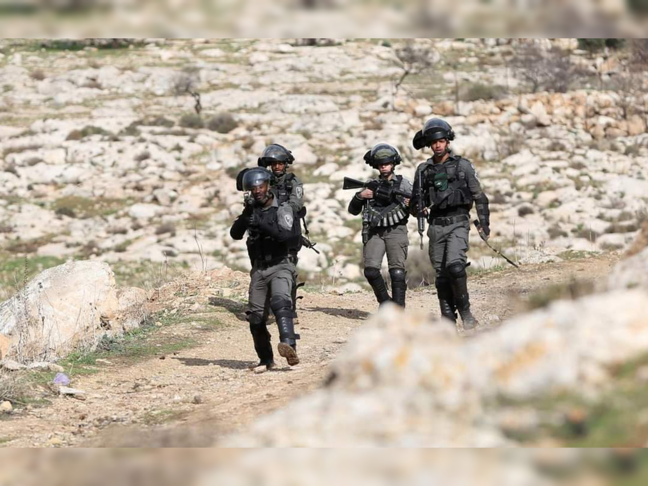 Plus de 45 Palestiniens blessés lors des affrontements avec les forces d'occupation dans des zones séparées de Naplouse 