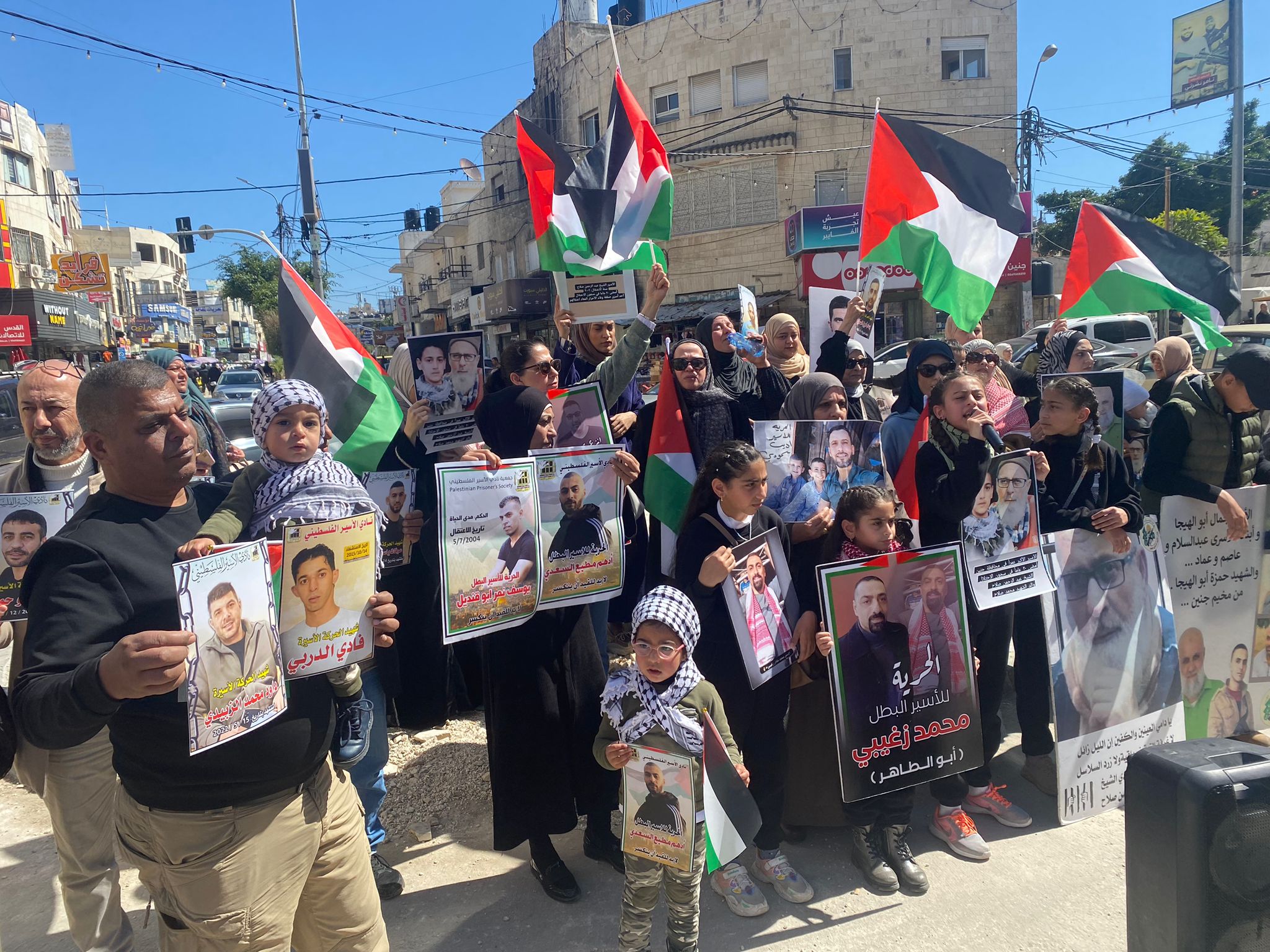 Cisjordanie : Plusieurs sit-in de solidarité avec les prisonniers palestiniens 
