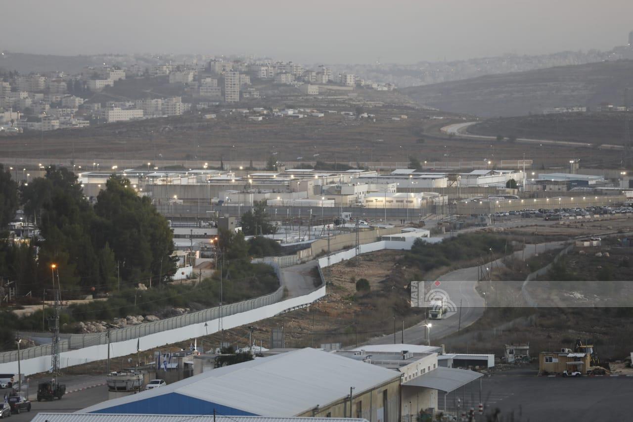 L’armée israélienne blesse trois Palestiniens près de Ramallah