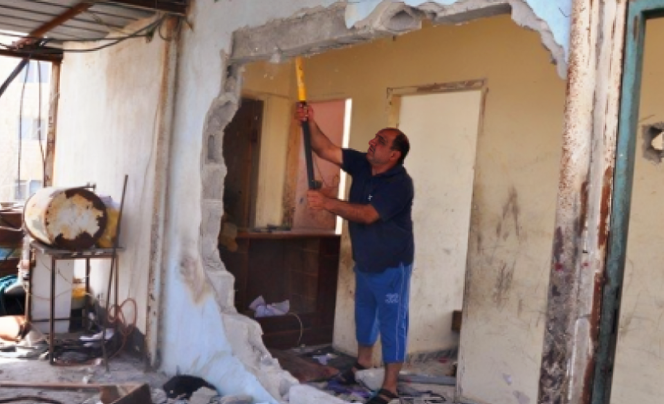 Un Palestinien contraint par Israël à auto-démolir sa maison à Jérusalem