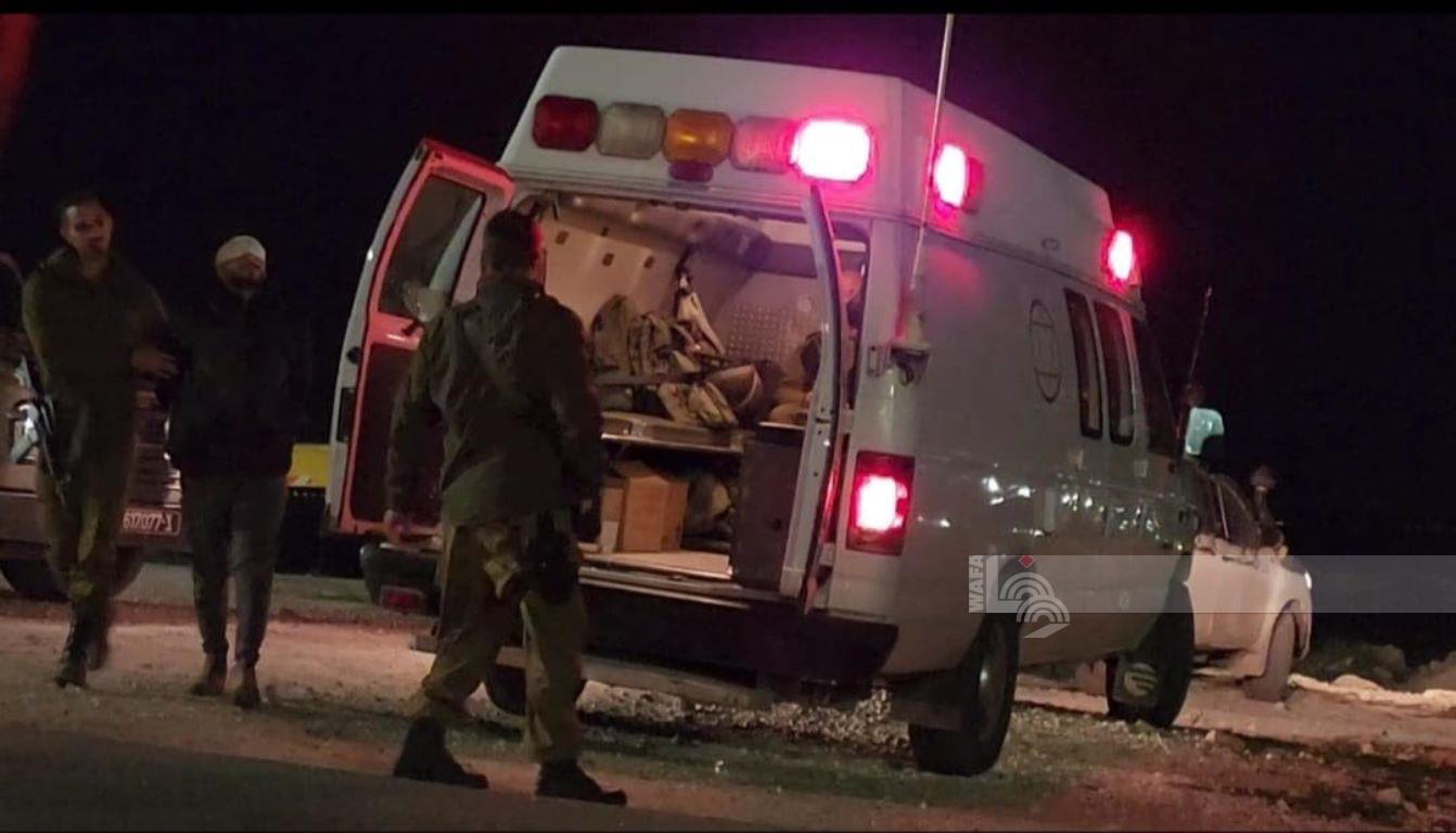 Les forces d’occupation israéliennes blessent un Palestinien près d’Hébron