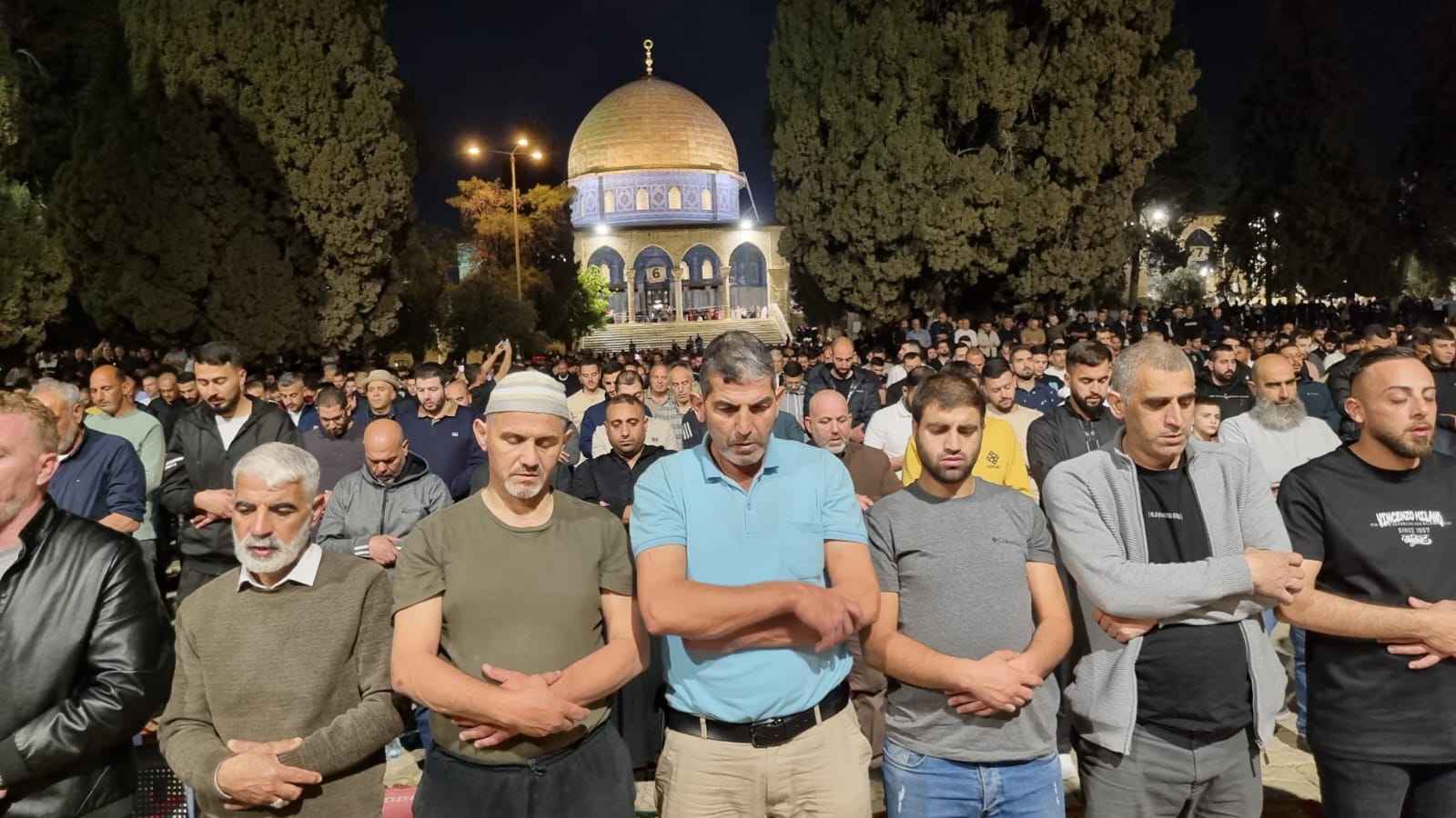 50 000 fidèles accomplissent les prières d'Isha et de Taraweeh à la mosquée Al-Aqsa