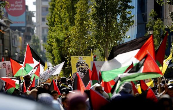 Le Peuple palestinien commémore le 17e anniversaire du décès de Yasser Arafat en Palestine et dans tout le monde  