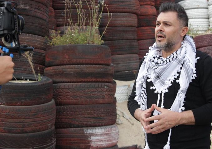 Le chanteur libanais, Rabih Al-Asmar dédie une chanson aux prisonniers palestiniens, "Soleil de la liberté"
