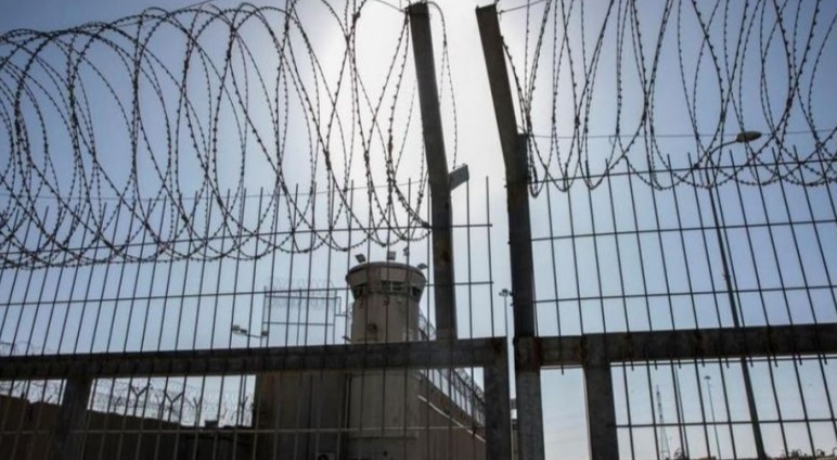 Le prisonnier Raed Al-Saadi entre dans sa 34ème année de prison 