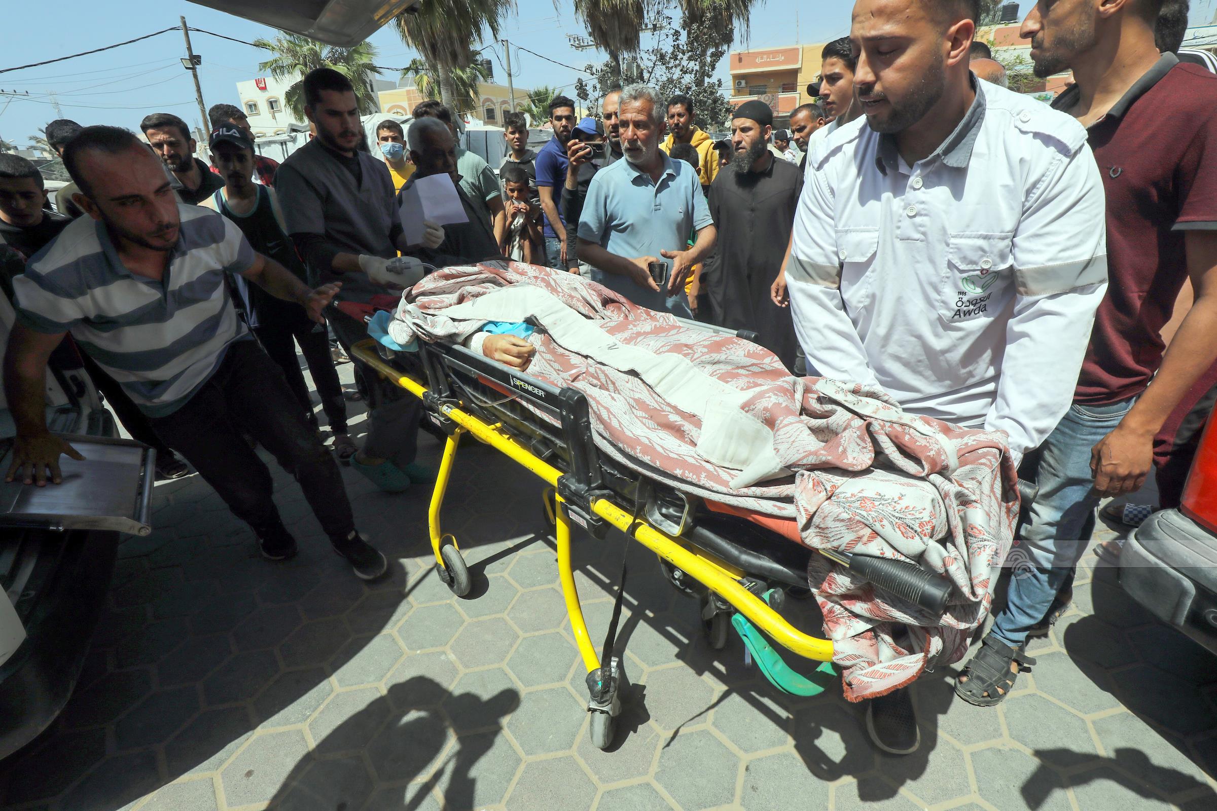 Deux martyrs et un blessé dans un bombardement israélien contre le centre et le sud de la bande de Gaza