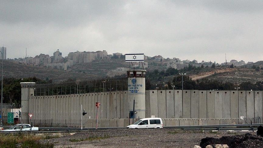 6 prisonniers palestiniens poursuivent leur grève de la faim illimitée  