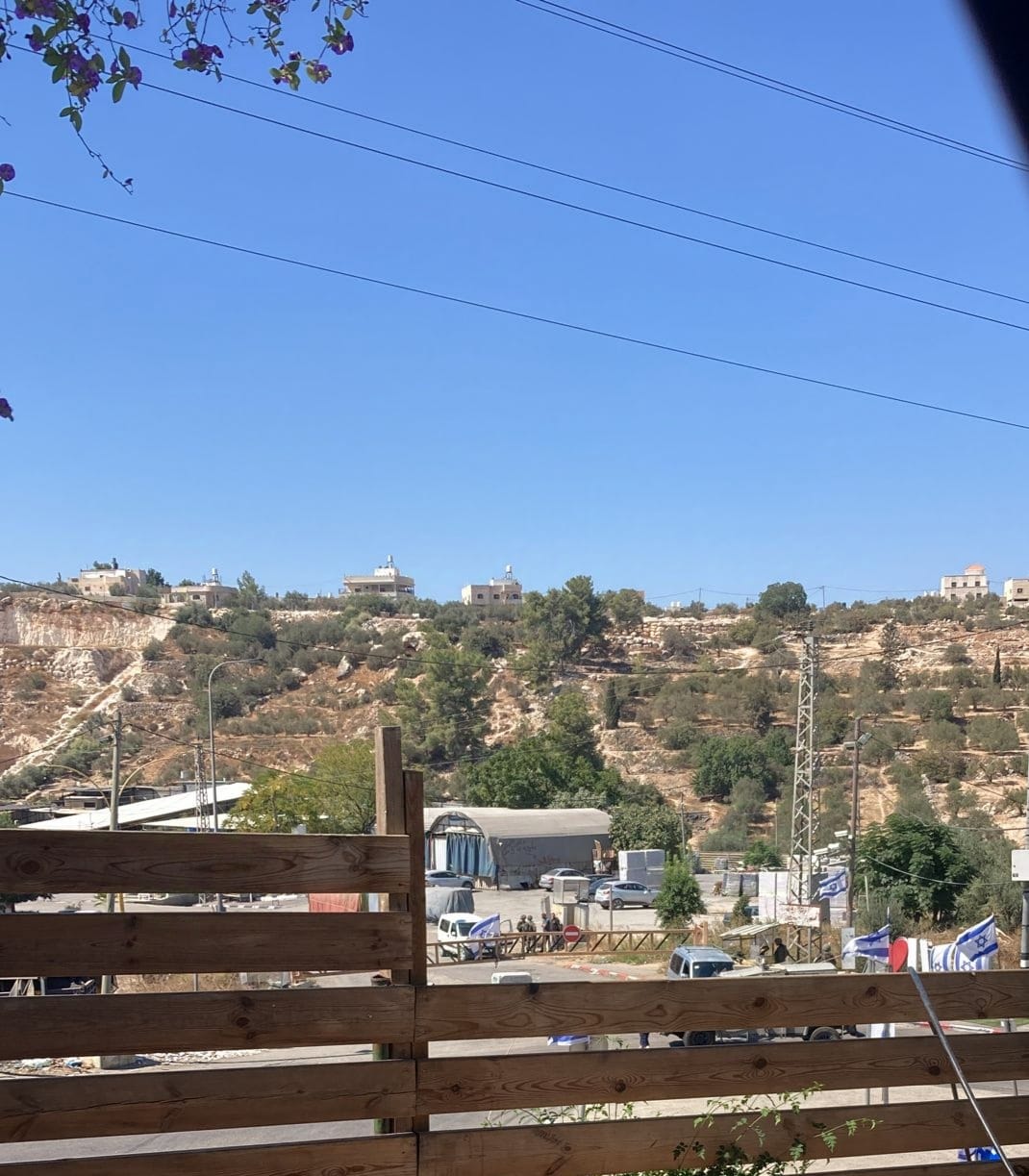 Les forces israéliennes attaquent deux villes au sud de la Cisjordanie occupée