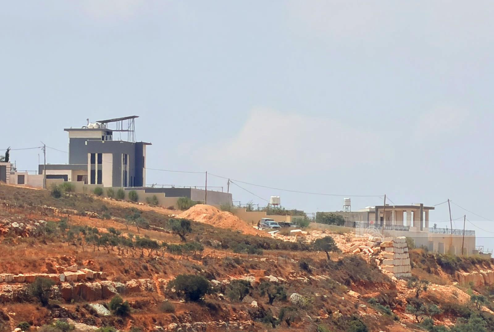 À Qusra, des colons assiègent depuis 13 jours des maisons sous protection de l’armée israélienne