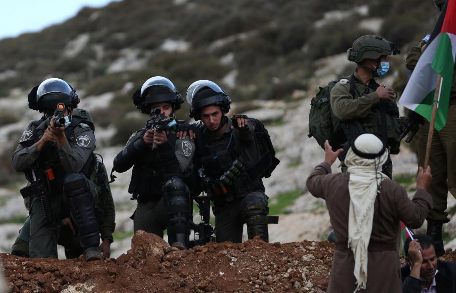 Une activiste israélienne : ‘C'est pour cela que les soldats israéliens sont des criminels de guerre’ 