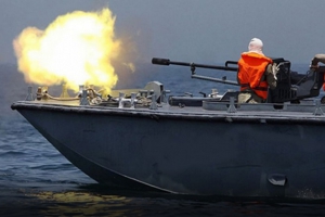 Les vedettes de l'occupation renouvelle leurs bombardements sur les plages de Gaza
