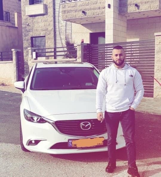 Un jeune homme tombe en martyre par balles de l'occupation dans la ville d'Al-Bireh