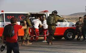 L'armée israélienne prend d'assaut le centre ambulancier du Croissant-Rouge à Jabalia et arrête ses équipages