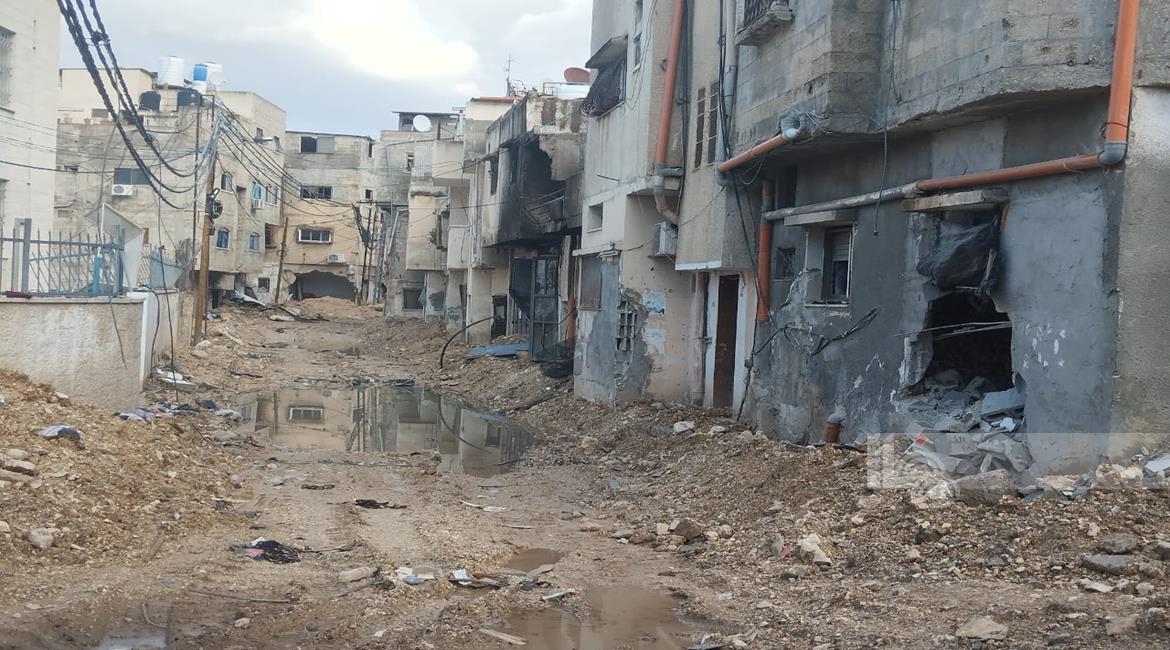 L'occupation poursuit son agression contre la ville de Tulkarem et son camp et envoie davantage de renforts militaires