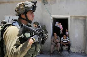 "HaMoked" saisit la Cour suprême israélienne contre les arrestations nocturnes de mineurs palestiniens