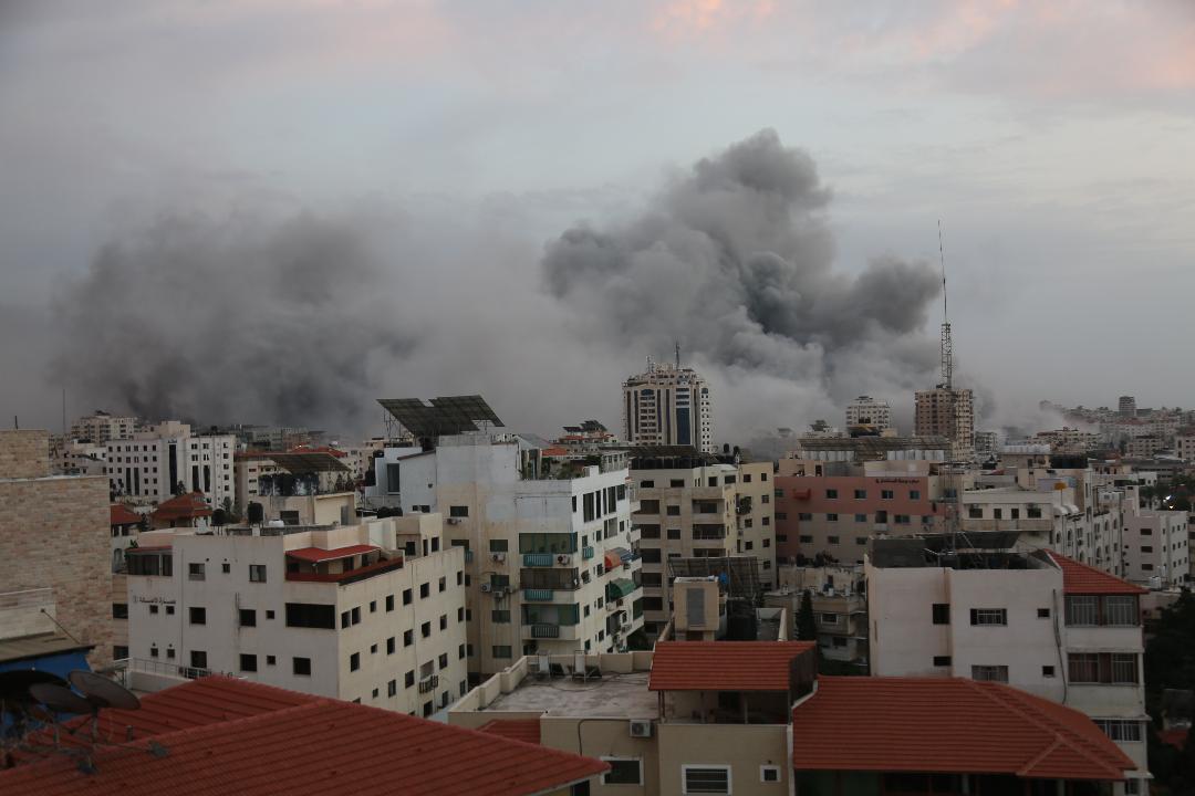 151 Palestiniens tués et des centaines d’autres blessés depuis l’aube dans des violentes frappes israéliennes contre Gaza