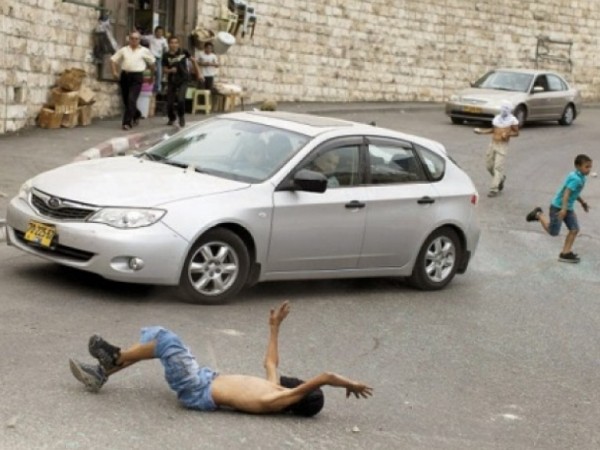 Un jeune Palestinien blessé après être renversé par un colon à Hébron