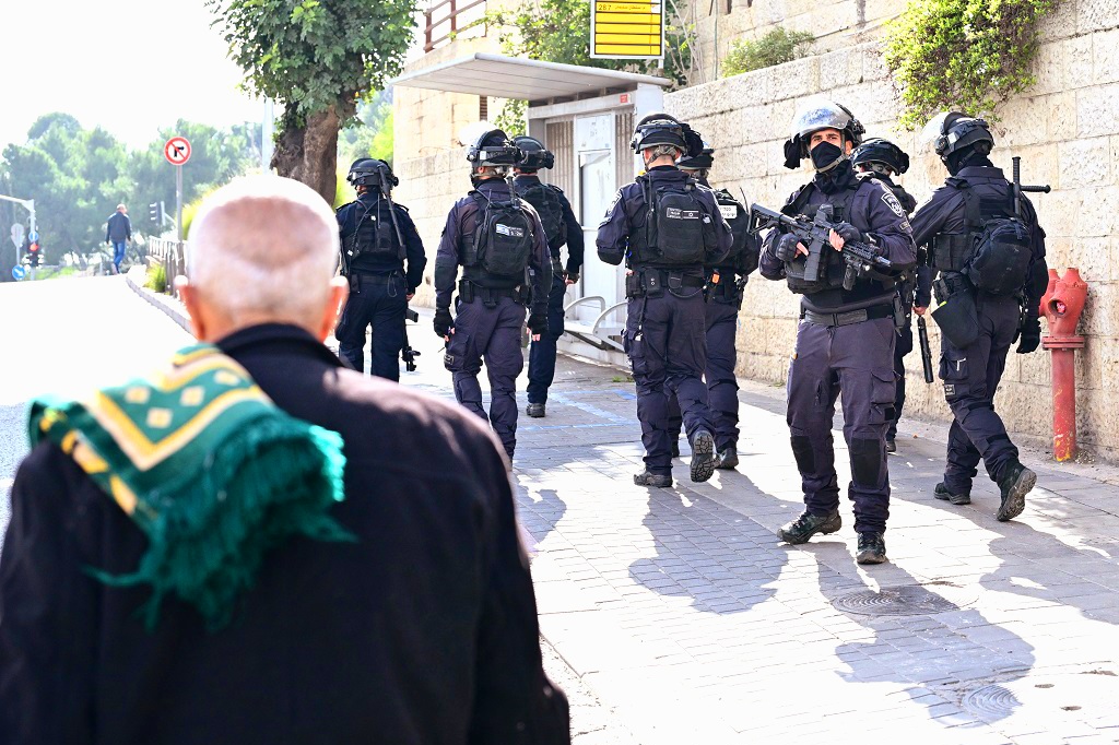 Pour la 13ème semaine consécutive, un siège israélien strict imposé sur la mosquée d’Al-Aqsa 