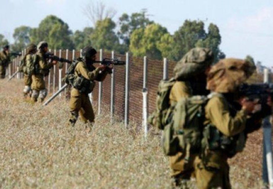 Les forces d’occupation israéliennes tirent les gaz lacrymogènes sur les bergers au sud de Gaza