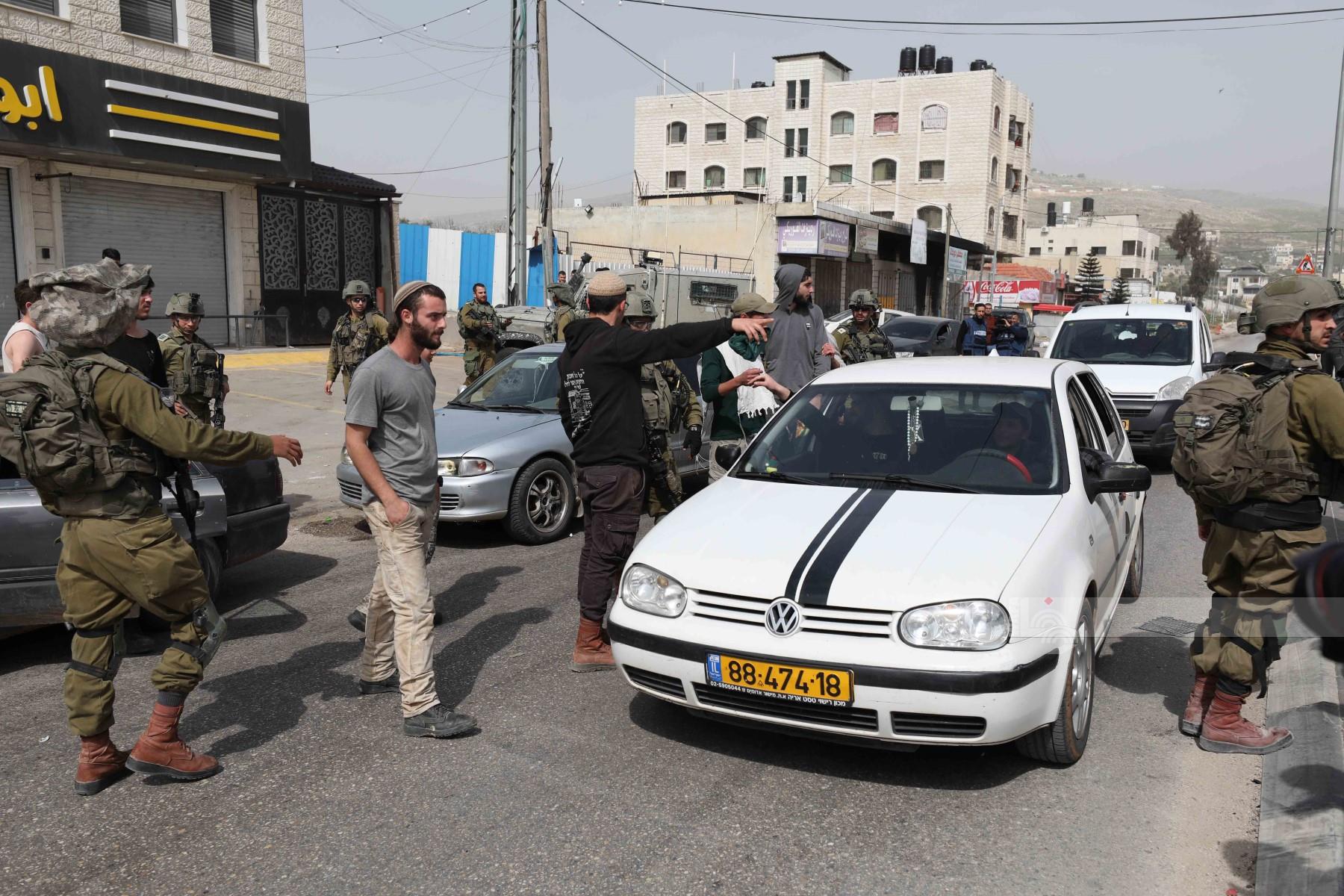Des colons israéliens attaquent des véhicules de citoyens au nord de Jéricho