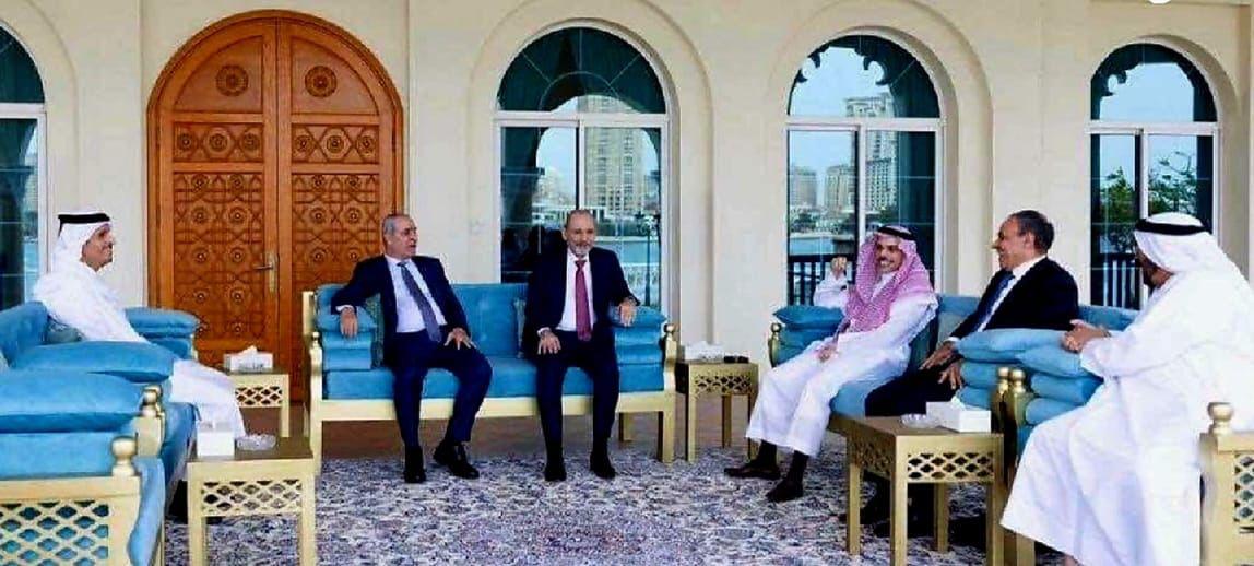 Al-Shaikh participe à une réunion à Doha pour discuter le plan de reconstruction de Gaza