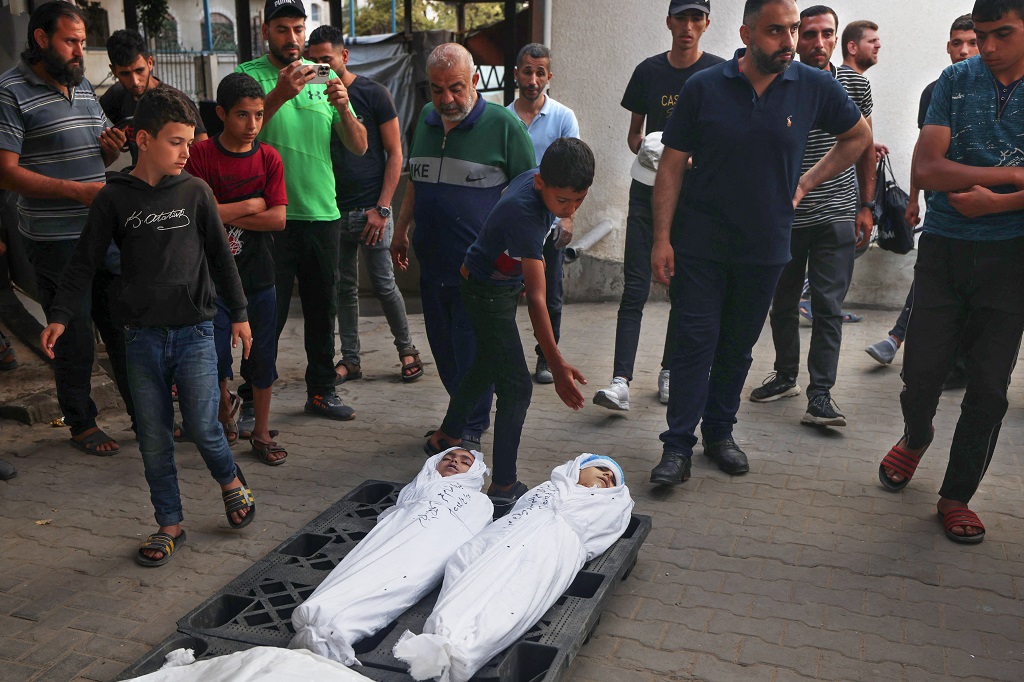 Des morts et plusieurs blessés dans une frappe israélienne visant un appartement résidentiel au nord-ouest de la ville de Gaza