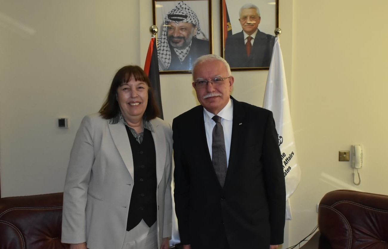 Al-Maliki remet au représentant de l'ONU pour les enfants et les conflits un rapport sur les crimes de l'occupation contre les enfants