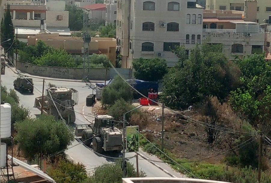 L’agression de l’occupation à Tulkarem fait 9 martyrs et une grave destruction aux infrastructures