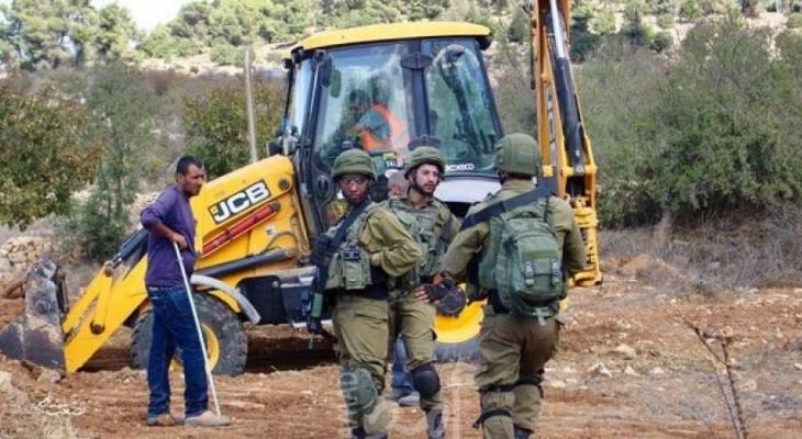 Les forces d’occupation s’emparent d’un bulldozer palestinien à Jérusalem