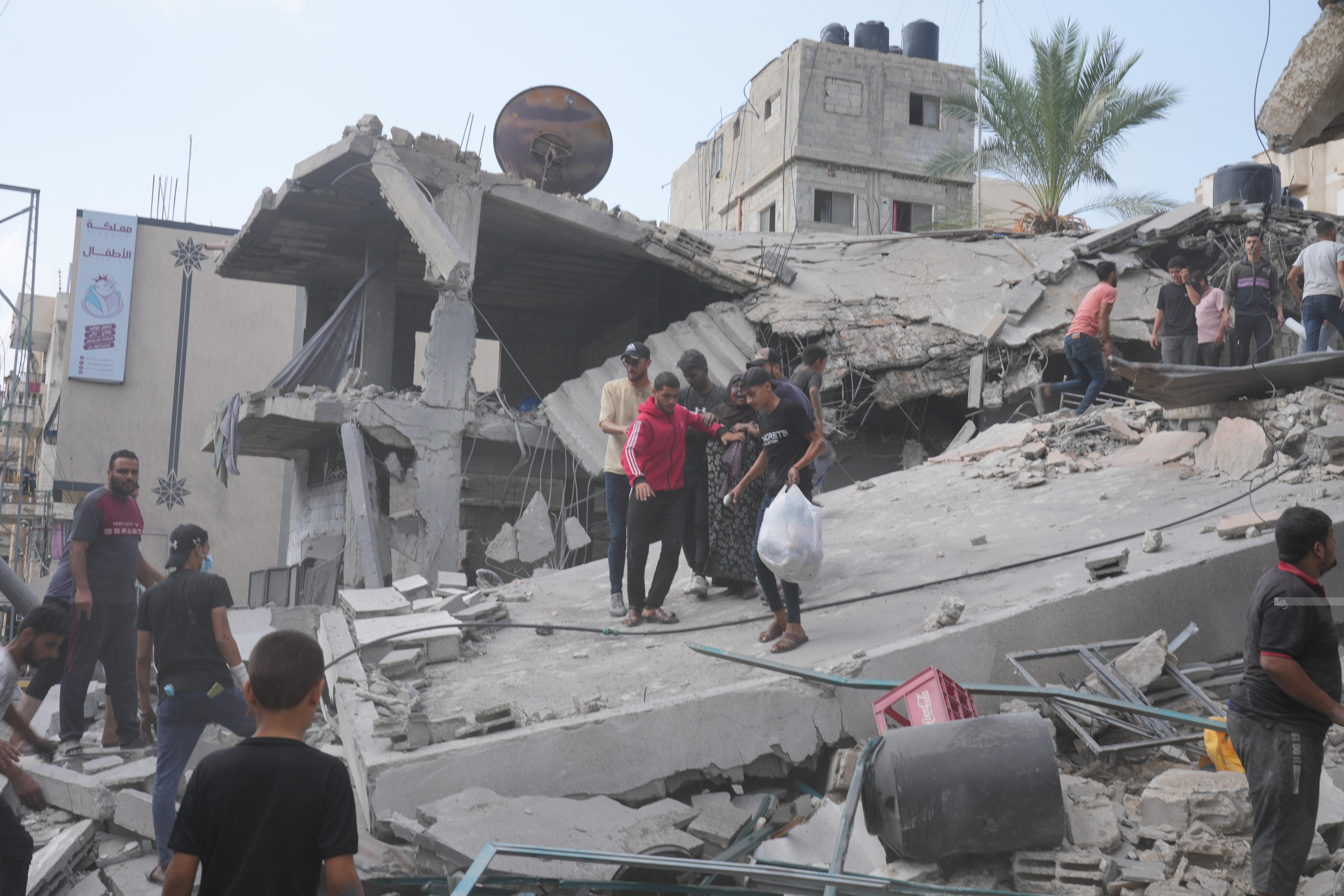 13  martyrs lors d’un bombardement israélien contre une mosquée et deux maisons à Jabalya