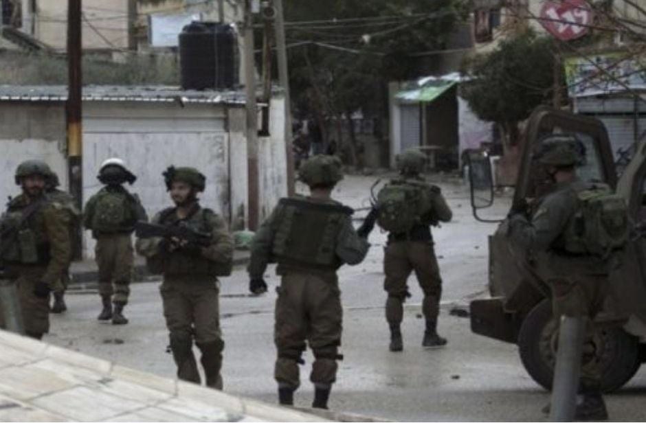 Les forces d’occupation israéliennes prennent d’assaut deux villages près de Jénine 