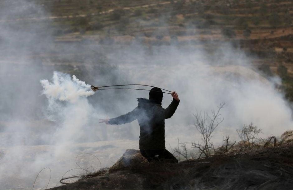 Rapport quotidien : Les forces d’occupation israéliennes escaladent leurs violations contre les Palestiniens
