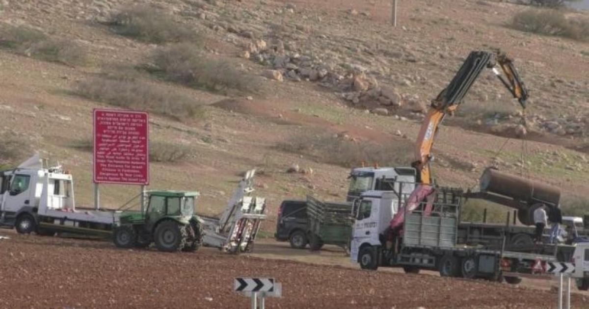 Les forces de l’occupation détiennent un tracteur près de Tubas  