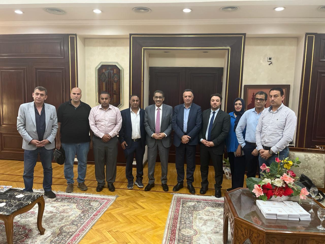Une délégation du Syndicat des journalistes informe le ministre Rashwan des détails des souffrances des journalistes dans la bande de Gaza