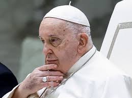 Le pape François regrette le meurtre des deux femmes de la paroisse catholique 