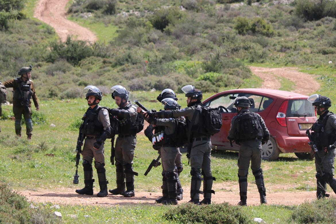 Les forces d’occupation répriment une manifestation anti-colonisation à Tulkarem