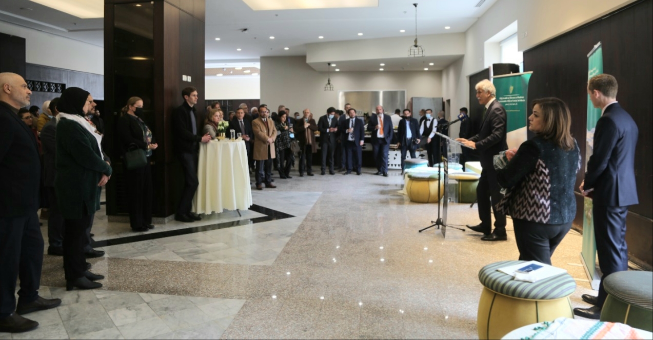 Awartani participe à la journée nationale d’Irlande  
