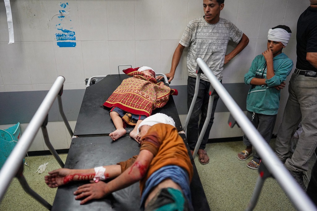 Jour 294 du génocide : des civils tués et blessés lors des bombardements israéliens ininterrompus sur Gaza