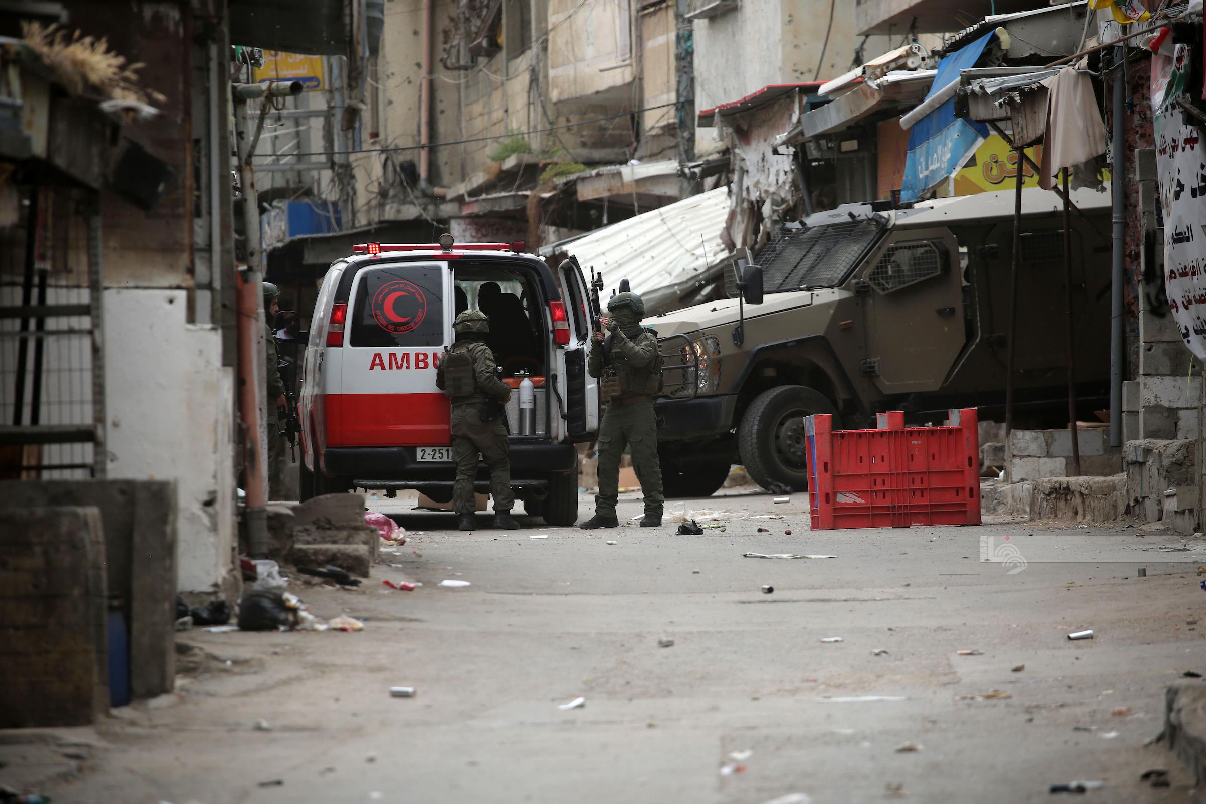 L’armée israélienne blesse 7 Palestiniens lors de son invasion le camp de Balata
