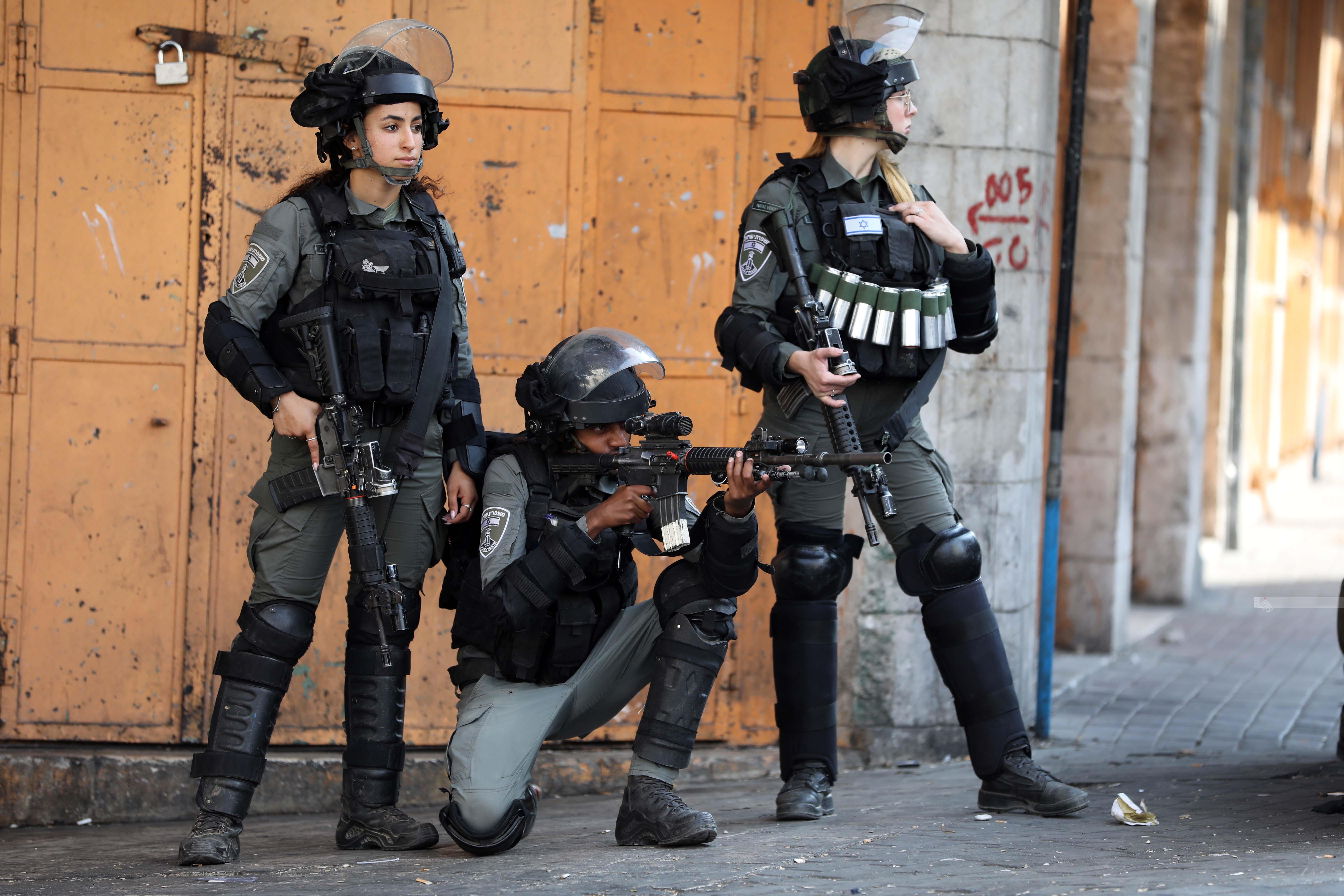 Des Palestiniens blessés lors de l’incursion militaire israélienne dans le tombeau de Yusuf 