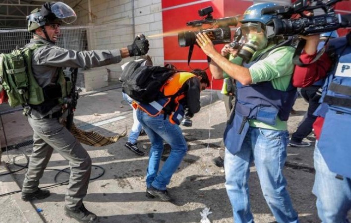 L’armée israélienne détient l’équipe de la télévision de Palestine près de Ramallah