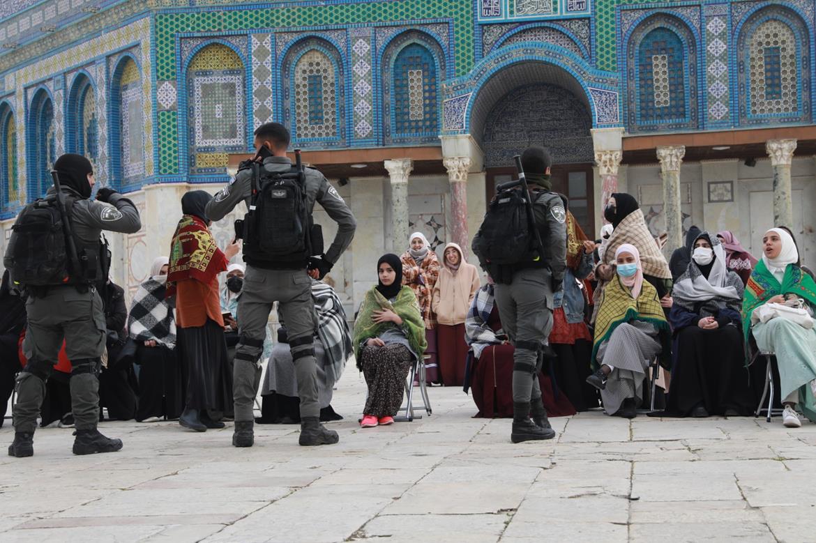 Pour la quatrième journée, la police israélienne et les colons prennent d'assaut la mosquée d’Al-Aqsa