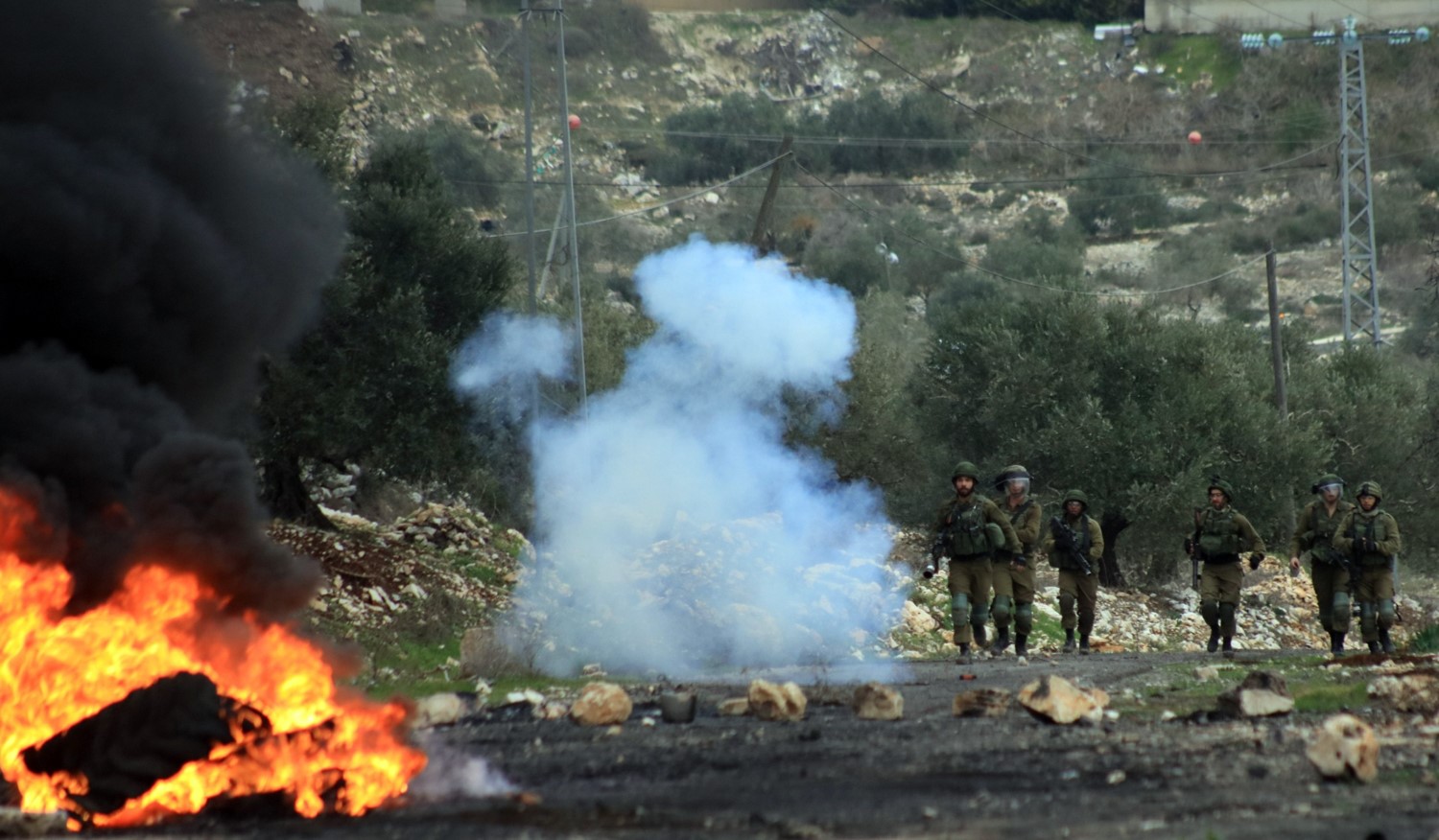 Les forces d’occupation blessent cinq Palestiniens à Kafr Qaddoum